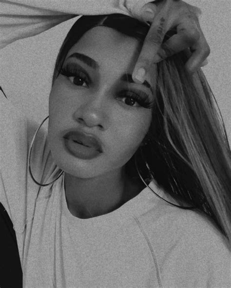 Shakirah (@sha.ki.ra.h) .